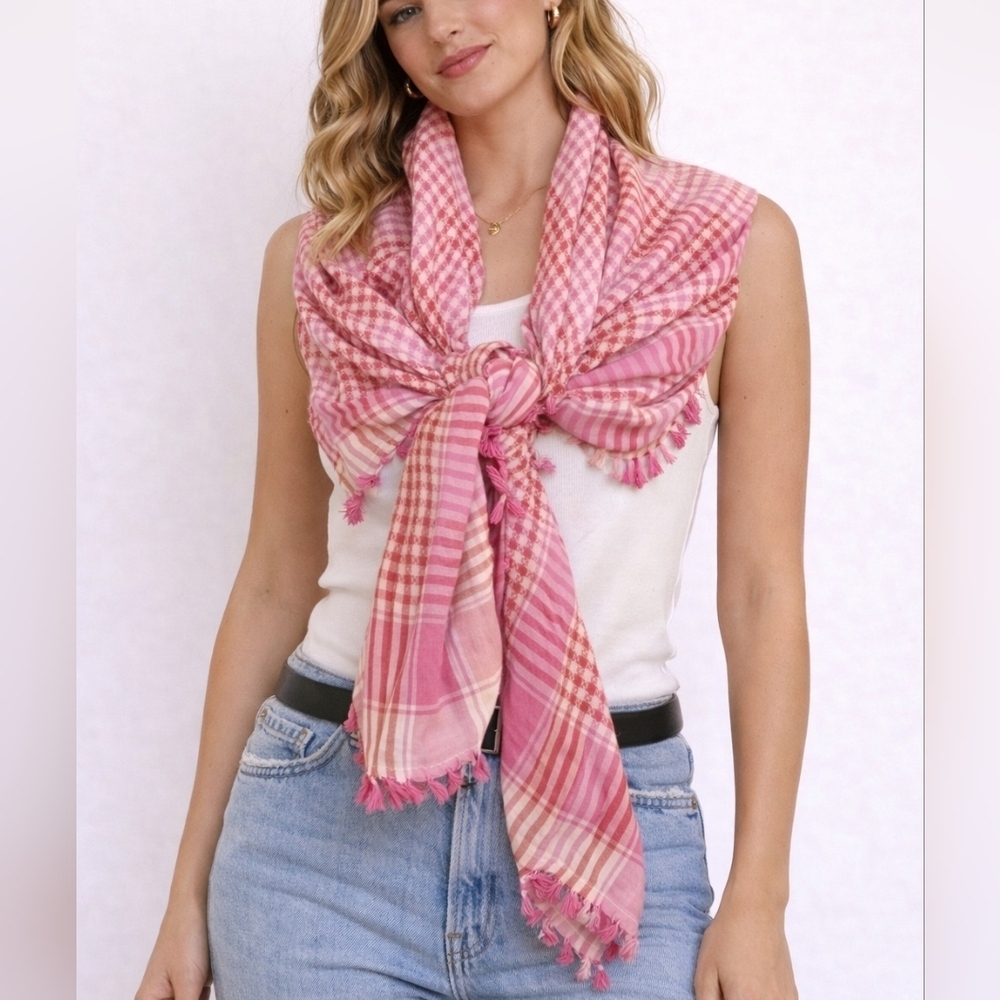 Saro LIFESTYLE Taleen Candy Pink Gingham Tassel Shawl Stole Wrap Scarf